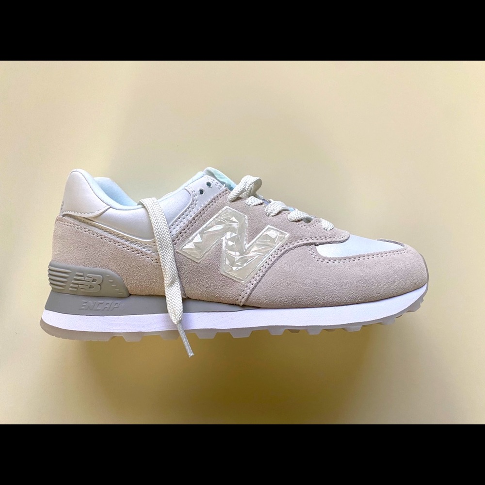 New Balance Tennis Shoes - Women’s Size 8